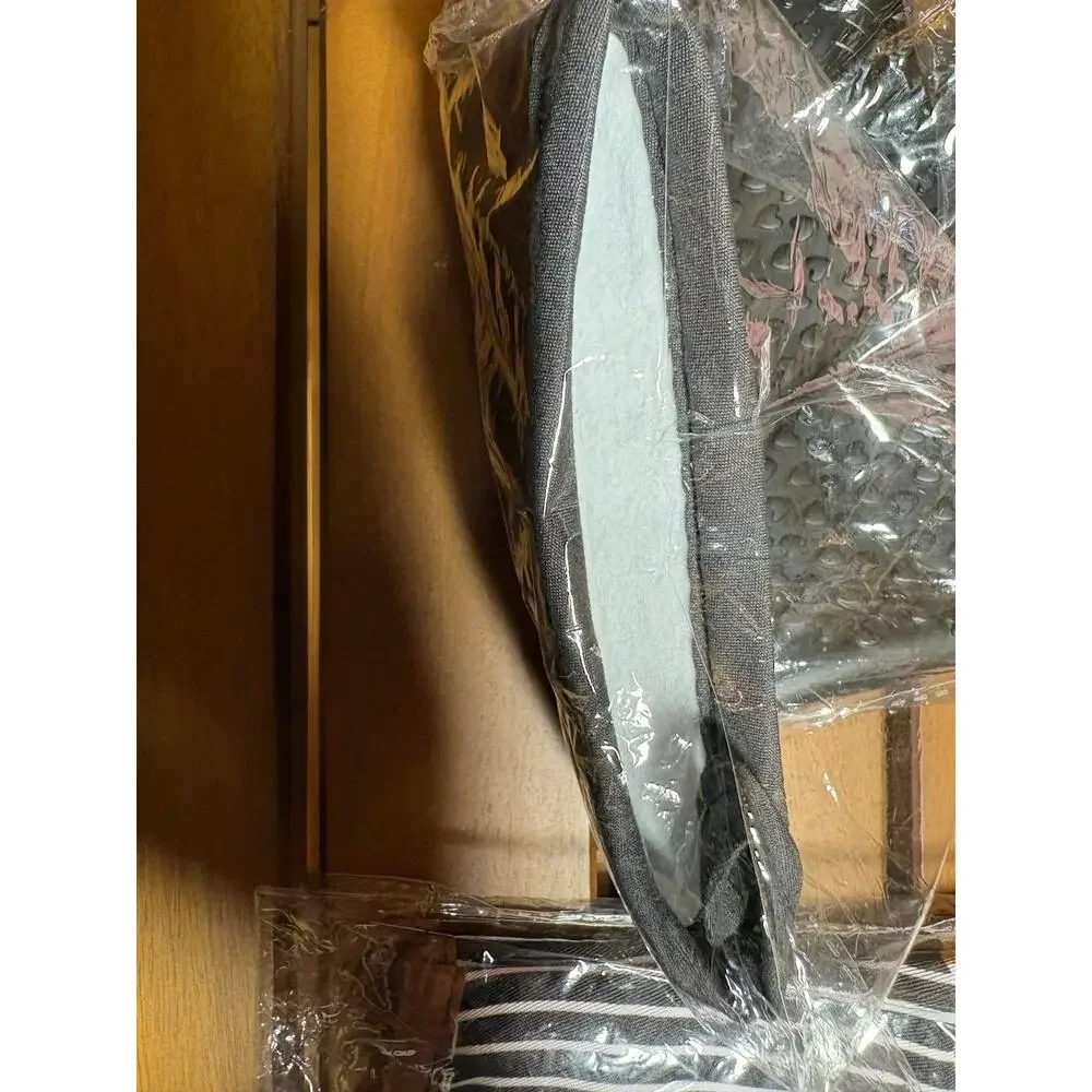 Oven Mitt & Silicone BBQ Glove Set – New